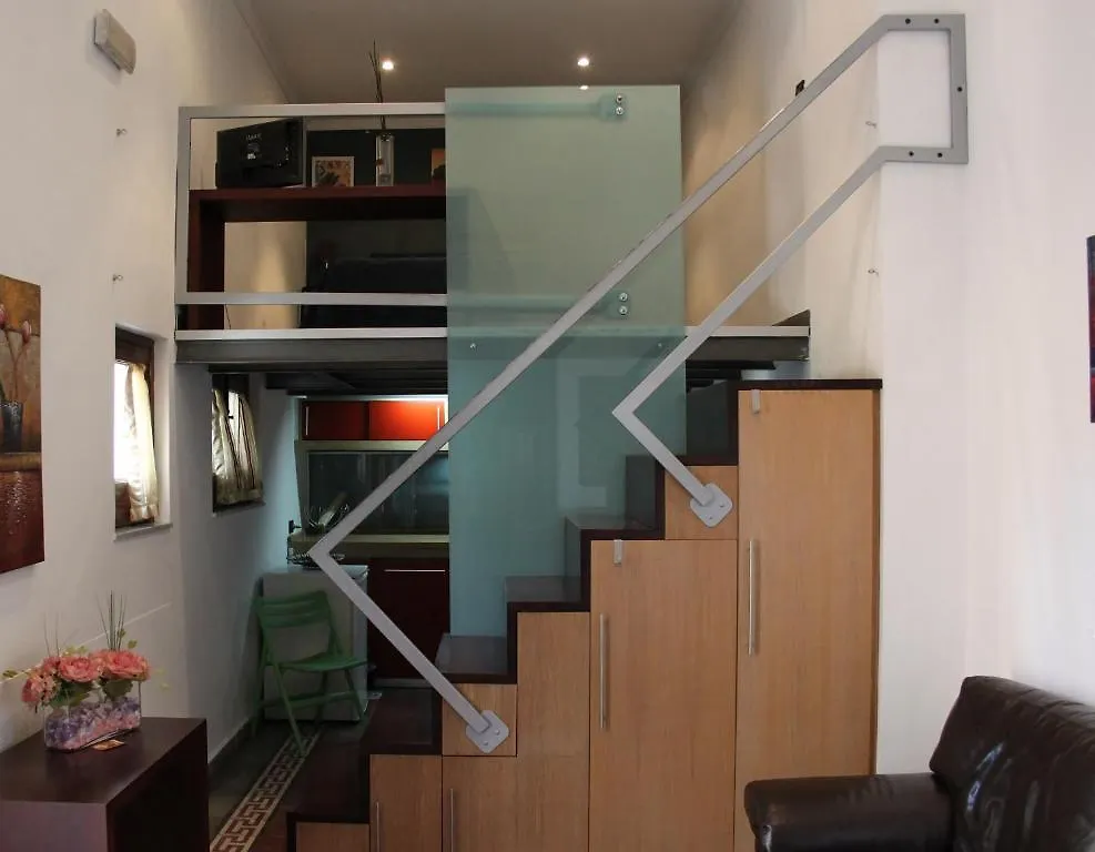 B&B Opera CTA 3*,  Italia