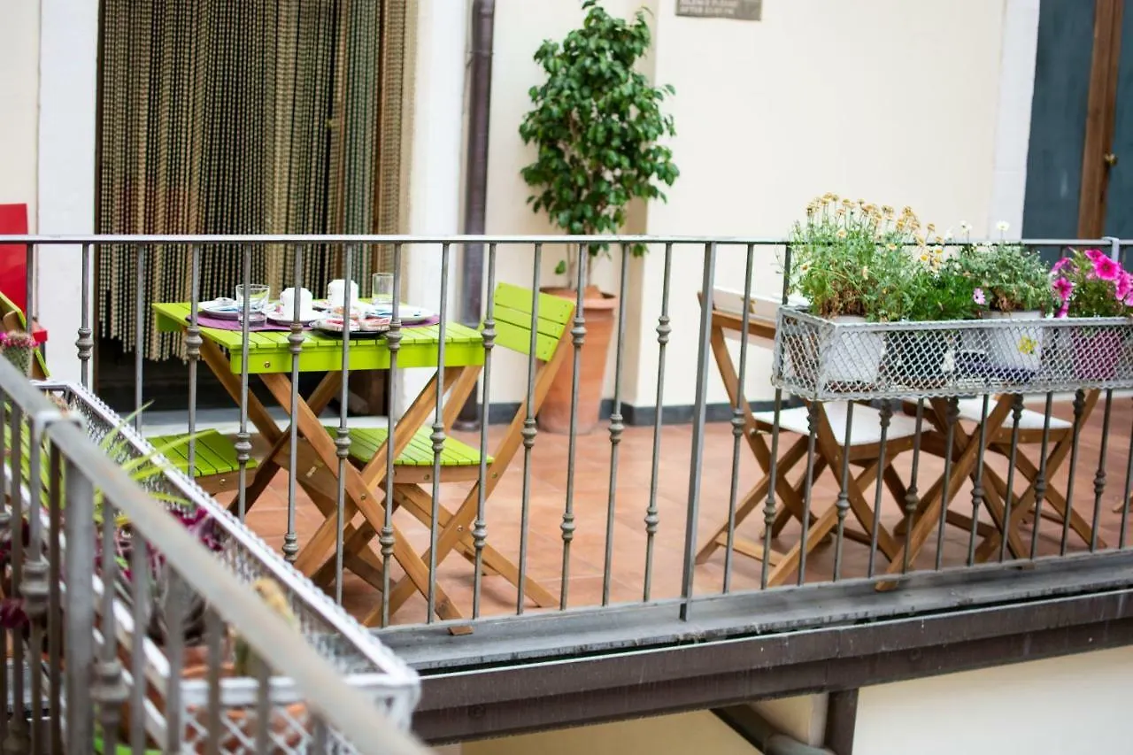 B&B Opera CTA Bed and breakfast